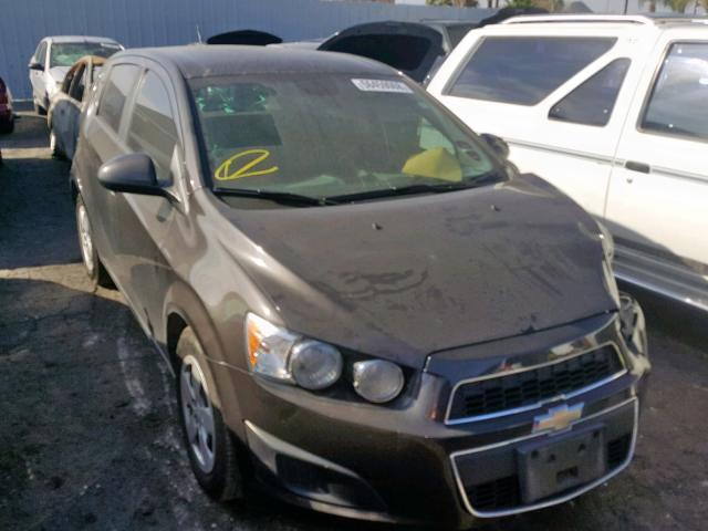 1G1JA6SG8D4242251 - 2013 CHEVROLET SONIC LS 棕色 照片 1