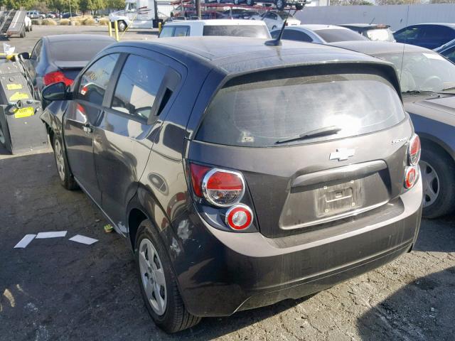 1G1JA6SG8D4242251 - 2013 CHEVROLET SONIC LS 棕色 照片 3