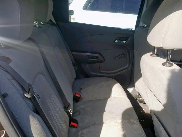 1G1JA6SG8D4242251 - 2013 CHEVROLET SONIC LS 棕色 照片 6