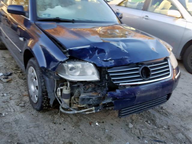 WVWMD63B33E067589 - 2003 VOLKSWAGEN PASSAT GL BLUE photo 9