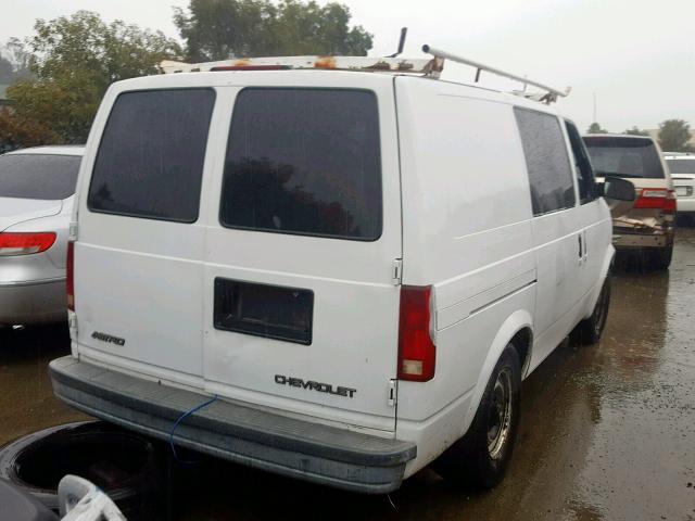 1GCDM19W3YB150820 - 2000 CHEVROLET ASTRO WHITE photo 4