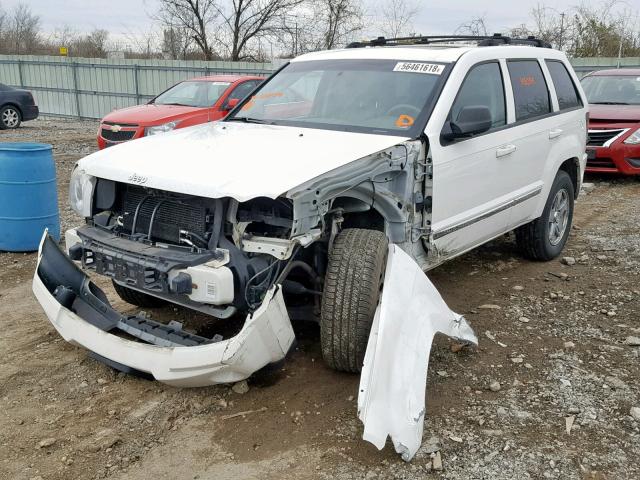 1J8GR48K47C682674 - 2007 JEEP GRAND CHER WHITE photo 2