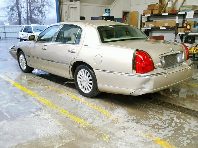 1LNHM81W04Y676430 - 2004 LINCOLN TOWN CAR E TAN photo 3