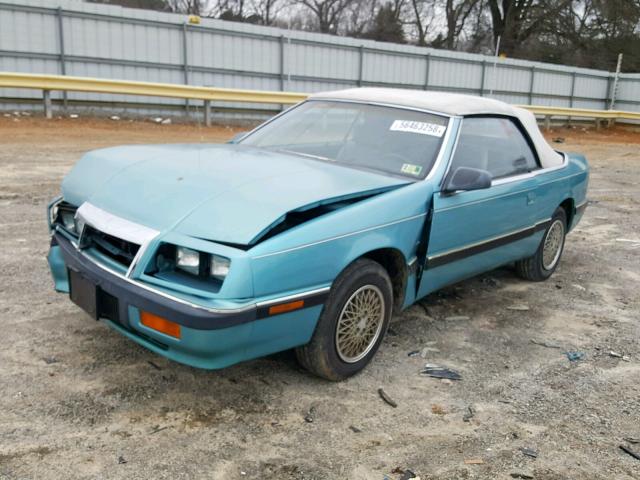 1C3XU4535NF231904 - 1992 CHRYSLER LEBARON TEAL photo 2