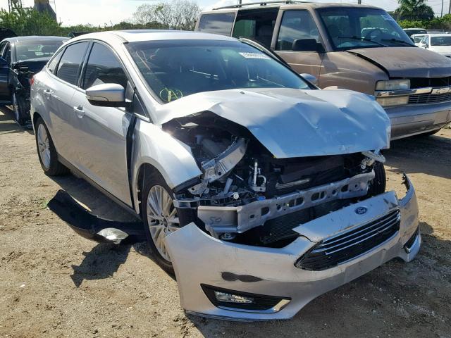 1FADP3J27HL298206 - 2017 FORD FOCUS TITA SILVER photo 1