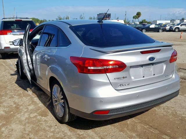 1FADP3J27HL298206 - 2017 FORD FOCUS TITA SILVER photo 3