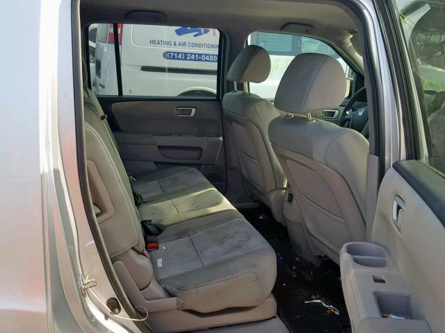 5FNYF4H29EB033781 - 2014 HONDA PILOT LX GRAY photo 6