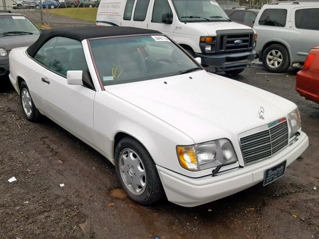 WDBEA66E5RC104390 - 1994 MERCEDES-BENZ E 320 WHITE photo 1