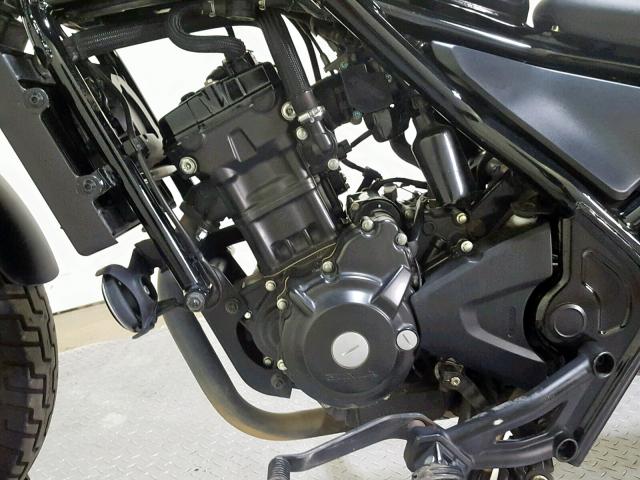 MLHNC5308H5000622 - 2017 HONDA CMX300 BLACK photo 12