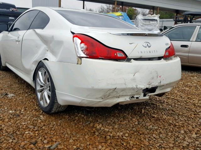 JN1CV6EL3BM261299 - 2011 INFINITI G37 WHITE photo 9