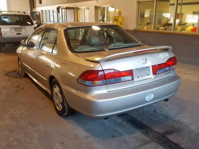 1HGCG16512A024307 - 2002 HONDA ACCORD EX GOLD photo 3