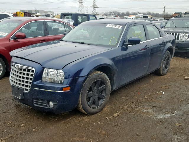 2C3JA53G15H162640 - 2005 CHRYSLER 300 TOURIN BLUE photo 2