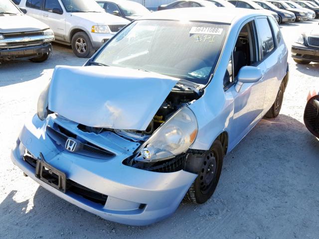 JHMGD38458S031402 - 2008 HONDA FIT BLUE photo 2