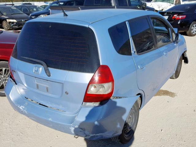 JHMGD38458S031402 - 2008 HONDA FIT BLUE photo 4