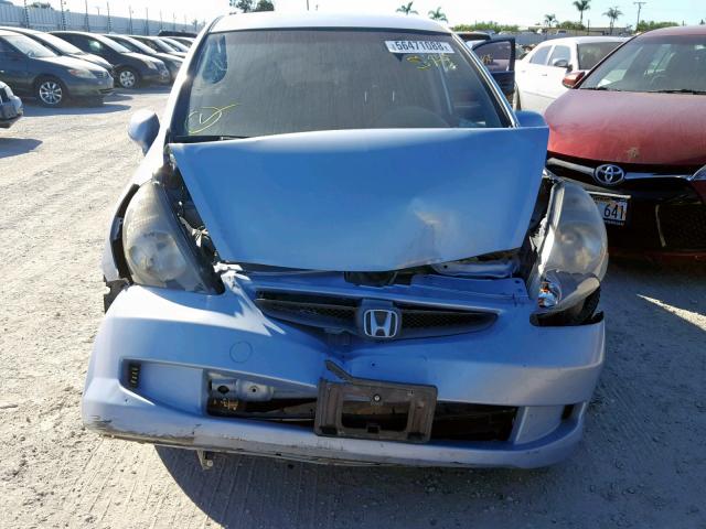 JHMGD38458S031402 - 2008 HONDA FIT BLUE photo 9