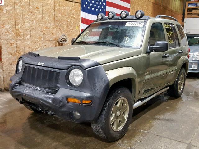 1J4GL38K62W332614 - 2002 JEEP LIBERTY RE GREEN photo 2