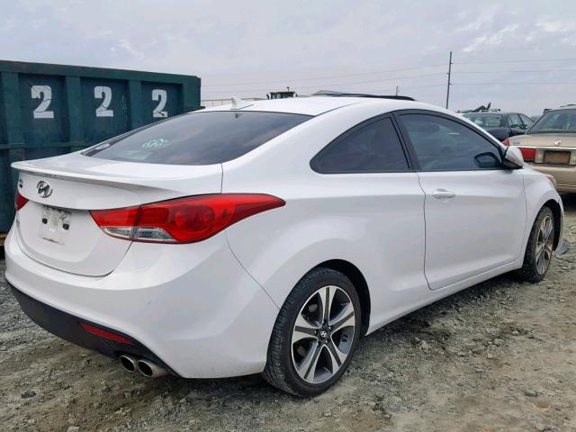 KMHDH6AEXDU009001 - 2013 HYUNDAI ELANTRA CO WHITE photo 4