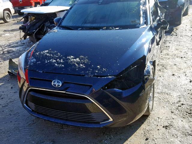 3MYDLBZV4GY125197 - 2016 TOYOTA SCION IA BLUE photo 10