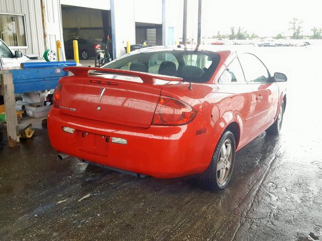 1G2AL15F877173088 - 2007 PONTIAC G5 RED photo 4