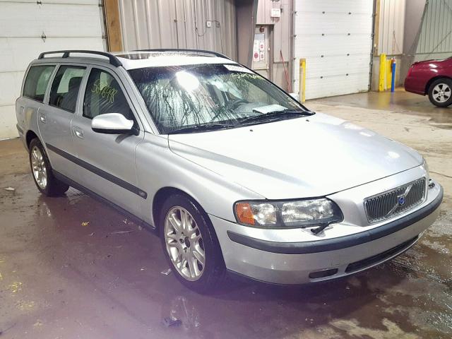 YV1SW53D912076769 - 2001 VOLVO V70 T5 TUR SILVER photo 1