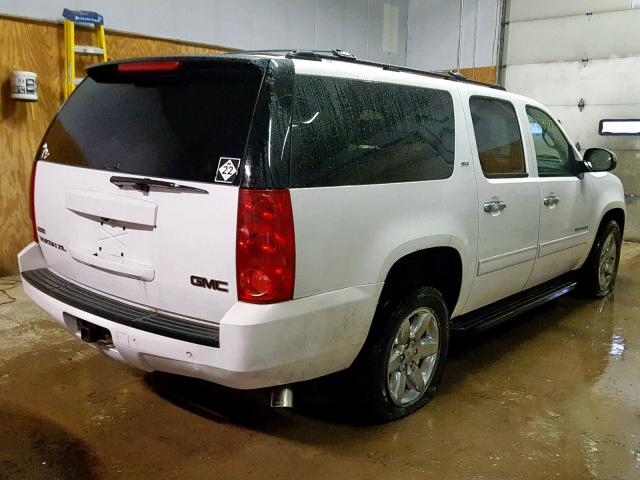 1GKUKKE36AR184243 - 2010 GMC YUKON XL K WHITE photo 4