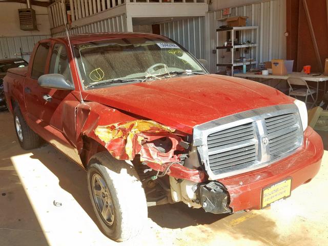 1D7HE48N76S698251 - 2006 DODGE DAKOTA QUA MAROON photo 1