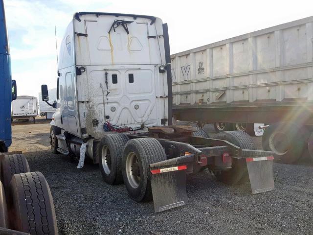 3AKJGLDRXDSFA2444 - 2013 FREIGHTLINER CASCADIA 1 WHITE photo 3