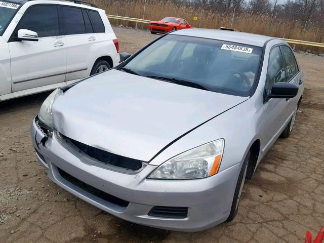 1HGCM56107A012038 - 2007 HONDA ACCORD VAL SILVER photo 2