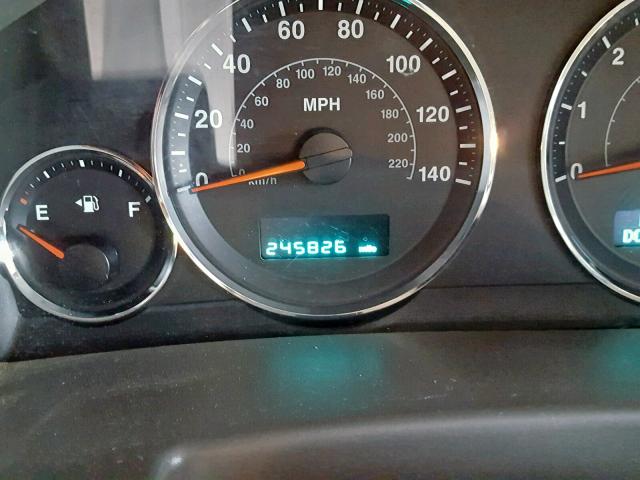 1J8HG48K06C271605 - 2006 JEEP COMMANDER GRAY photo 8