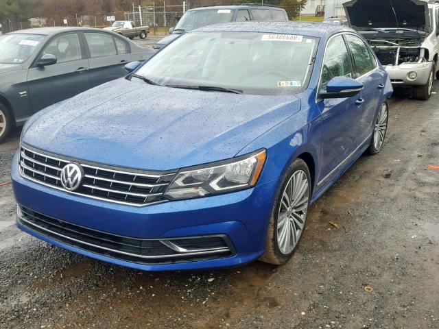 1VWBT7A39HC052767 - 2017 VOLKSWAGEN PASSAT SE BLUE photo 2