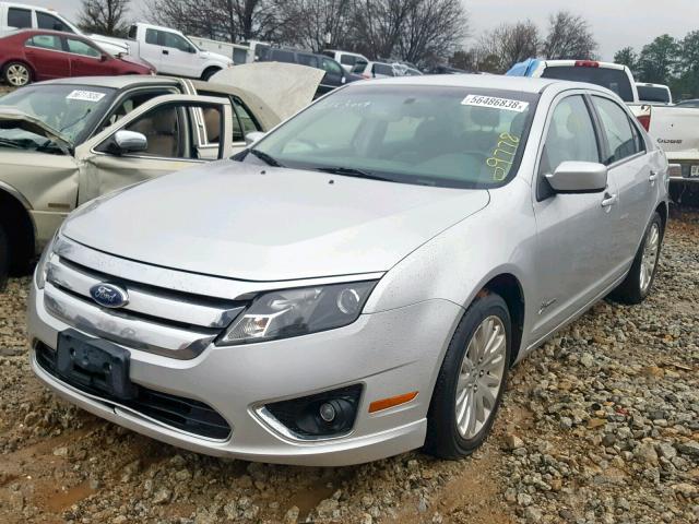 3FADP0L31BR129778 - 2011 FORD FUSION HYB SILVER photo 2