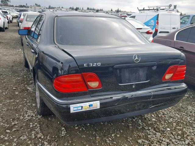 WDBJF65F9WA558028 - 1998 MERCEDES-BENZ E 320 BLACK photo 3