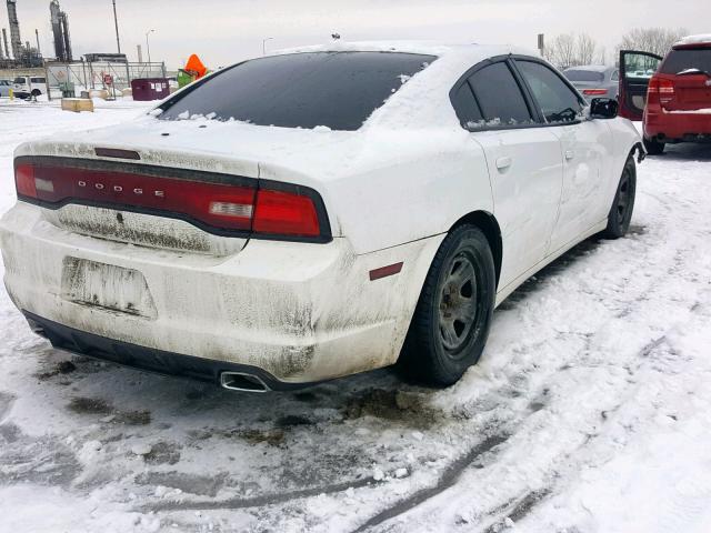 2C3CDXAG1CH110288 - 2012 DODGE CHARGER PO WHITE photo 4