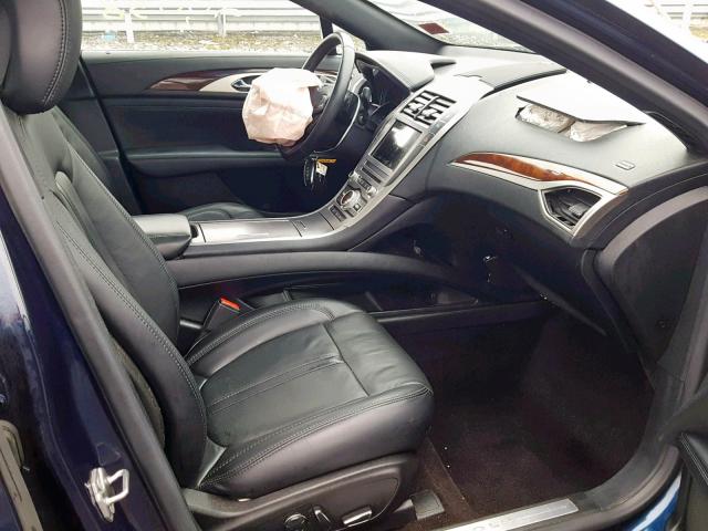 3LN6L5F9XHR601962 - 2017 LINCOLN MKZ RESERV ლურჯი ფოტო 5