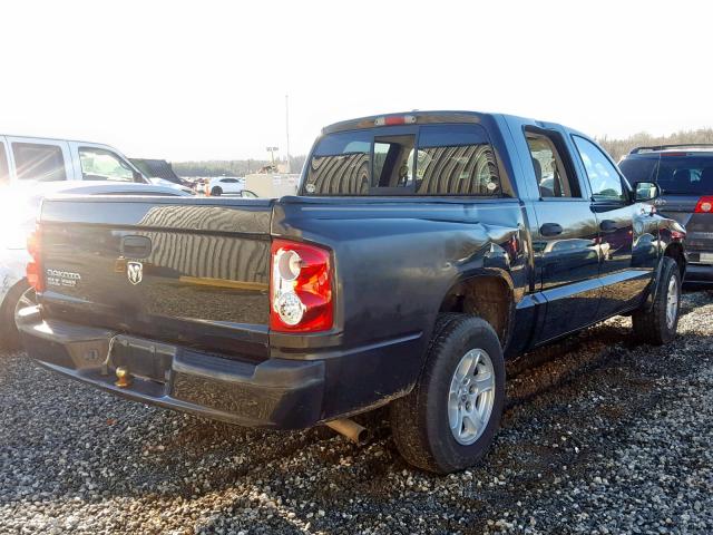 1D7HE48K17S166341 - 2007 DODGE DAKOTA QUA BLACK photo 4