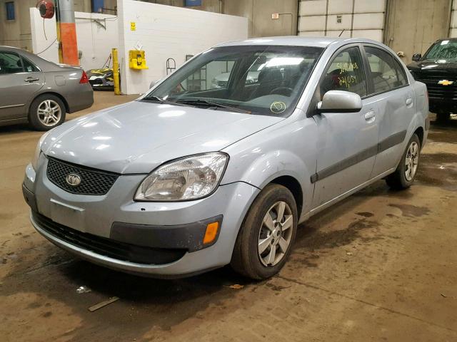 KNADE123666061064 - 2006 KIA RIO SILVER photo 2