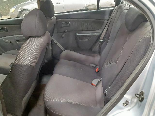 KNADE123666061064 - 2006 KIA RIO SILVER photo 6