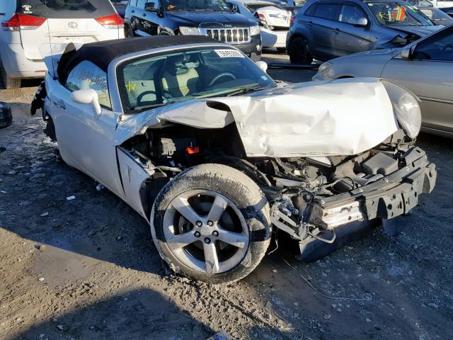 1G2MB35B97Y105062 - 2007 PONTIAC SOLSTICE WHITE photo 1