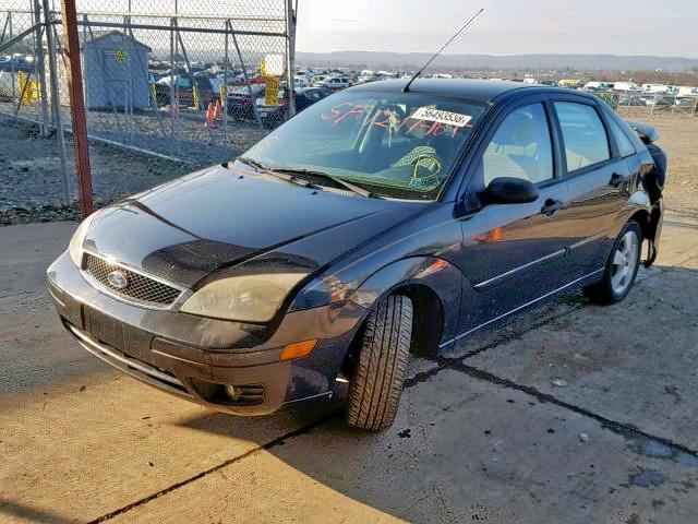 1FAHP34N27W163591 - 2007 FORD FOCUS ZX4 BLACK photo 2