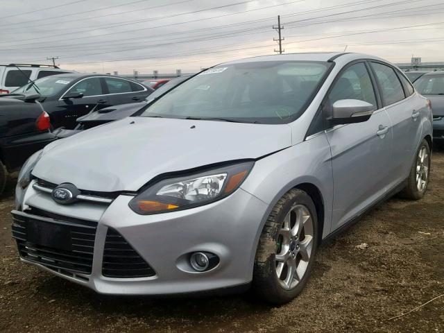 1FADP3J26EL127880 - 2014 FORD FOCUS TITA SILVER photo 2