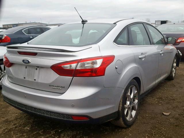 1FADP3J26EL127880 - 2014 FORD FOCUS TITA SILVER photo 4