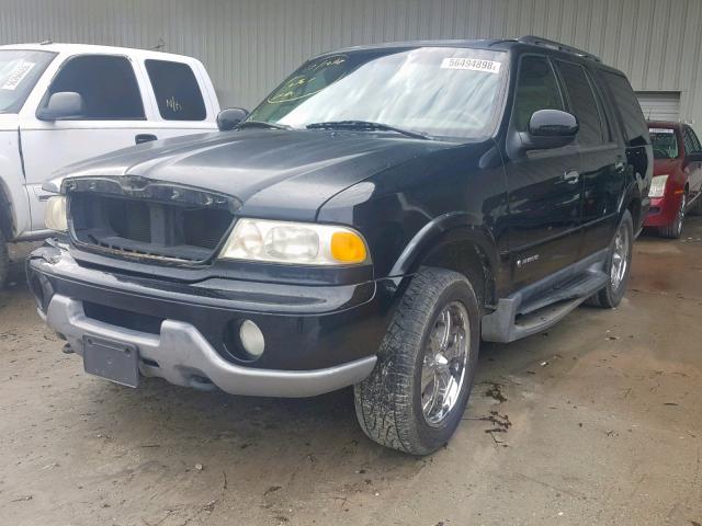 5LMFU28A3YLJ20806 - 2000 LINCOLN NAVIGATOR BLACK photo 2