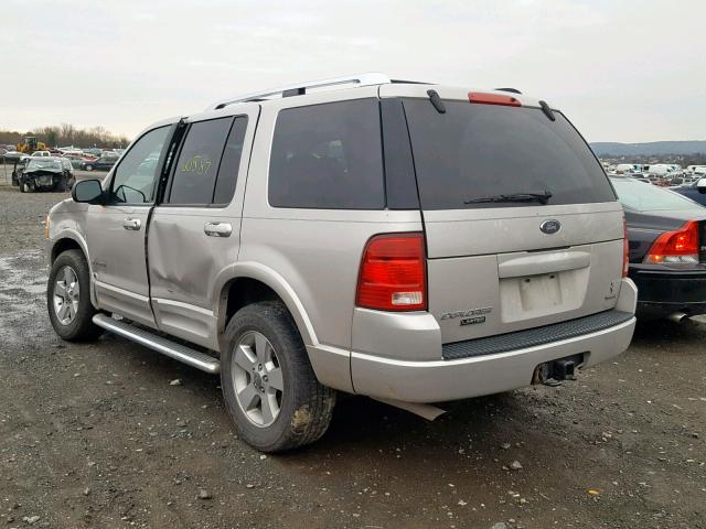 1FMDU75W64UA66932 - 2004 FORD EXPLORER L SILVER photo 3