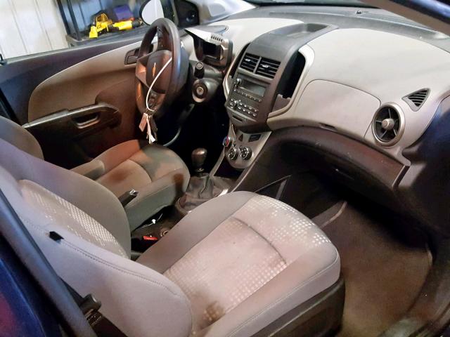 1G1JB5SH8F4182023 - 2015 CHEVROLET SONIC LS 灰色 照片 5