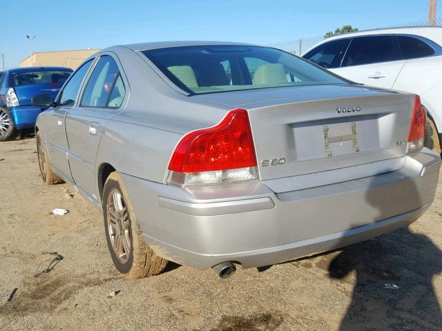 YV1RS592852451962 - 2005 VOLVO S60 2.5T SILVER photo 3