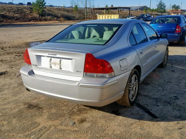 YV1RS592852451962 - 2005 VOLVO S60 2.5T SILVER photo 4