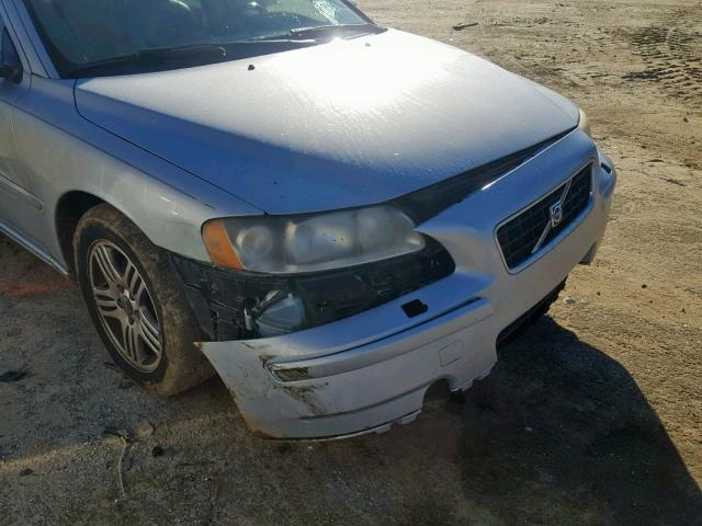 YV1RS592852451962 - 2005 VOLVO S60 2.5T SILVER photo 9