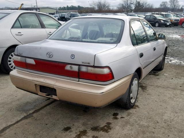 2T1BB02EXTC143639 - 1996 TOYOTA COROLLA DX GOLD photo 4