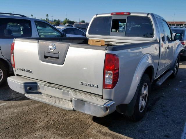 1N6AD06W35C430144 - 2005 NISSAN FRONTIER K SILVER photo 4