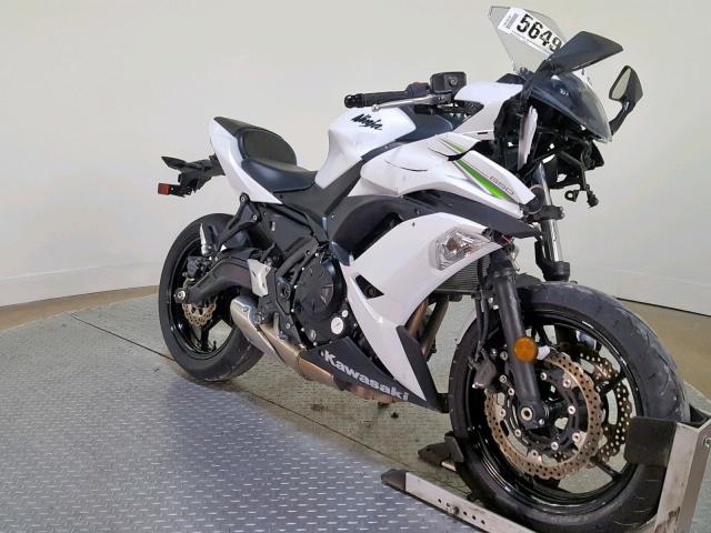 JKAEXEJ18HDA01601 - 2017 KAWASAKI EX650 J WHITE photo 2